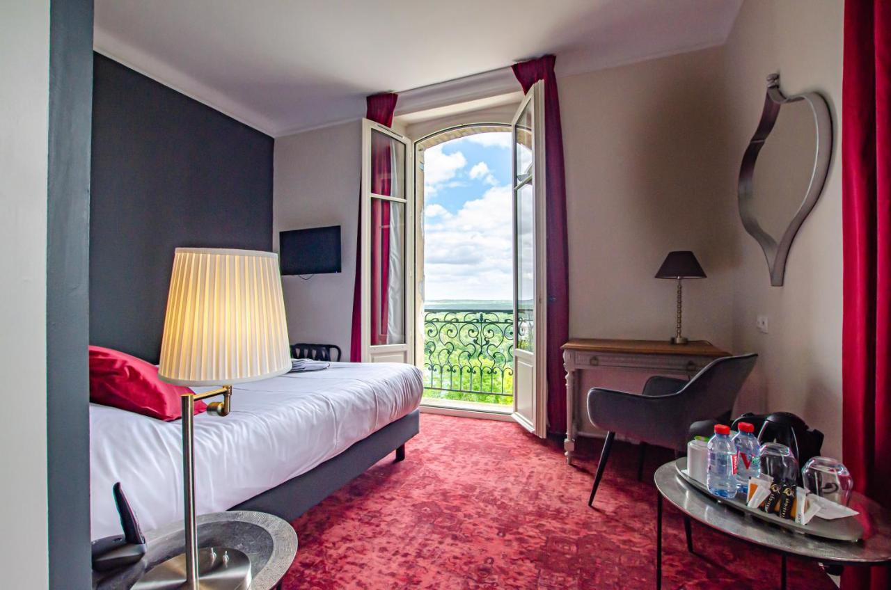 Domaine De La Corniche 4* Rolleboise