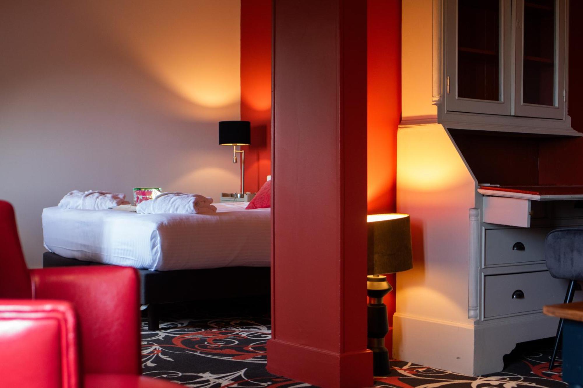 Domaine De La Corniche Hotel
