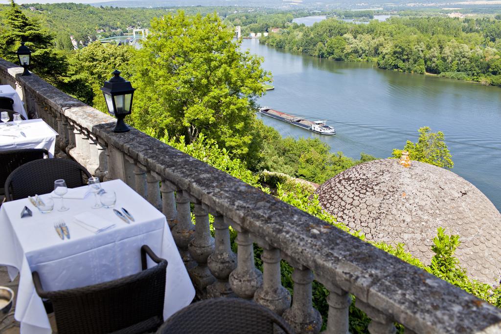 Domaine De La Corniche Hotel
