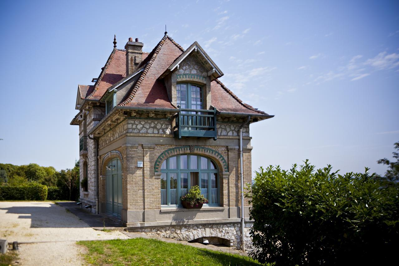 Hotel Domaine De La Corniche Rolleboise